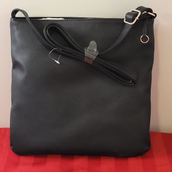 BRAND NEW GEORGE PURSE!!! - Picture 2 of 3